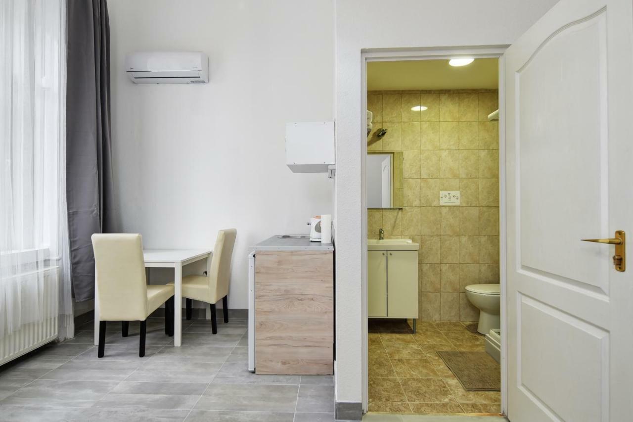 Heart Of Downtown Apartment Budapest Ngoại thất bức ảnh