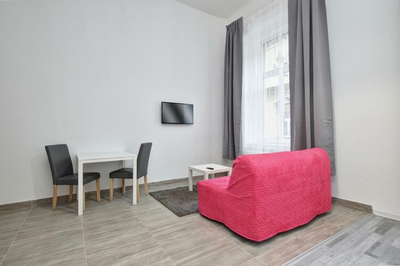 Heart Of Downtown Apartment Budapest Ngoại thất bức ảnh