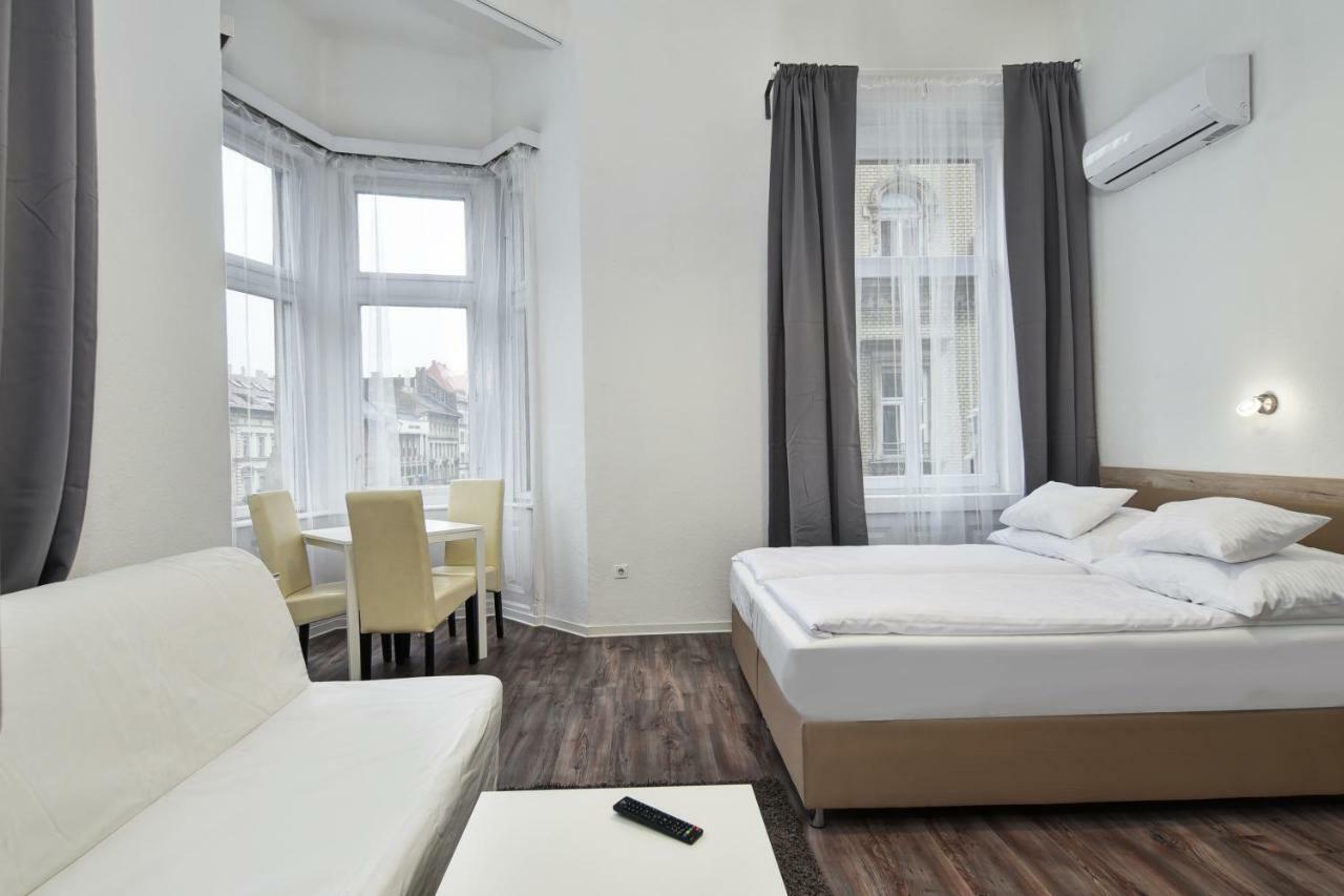 Heart Of Downtown Apartment Budapest Ngoại thất bức ảnh