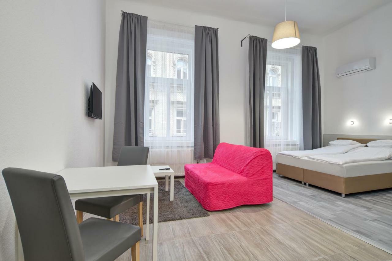 Heart Of Downtown Apartment Budapest Ngoại thất bức ảnh