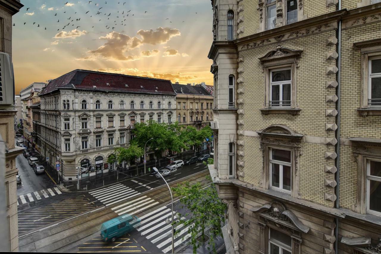 Heart Of Downtown Apartment Budapest Ngoại thất bức ảnh