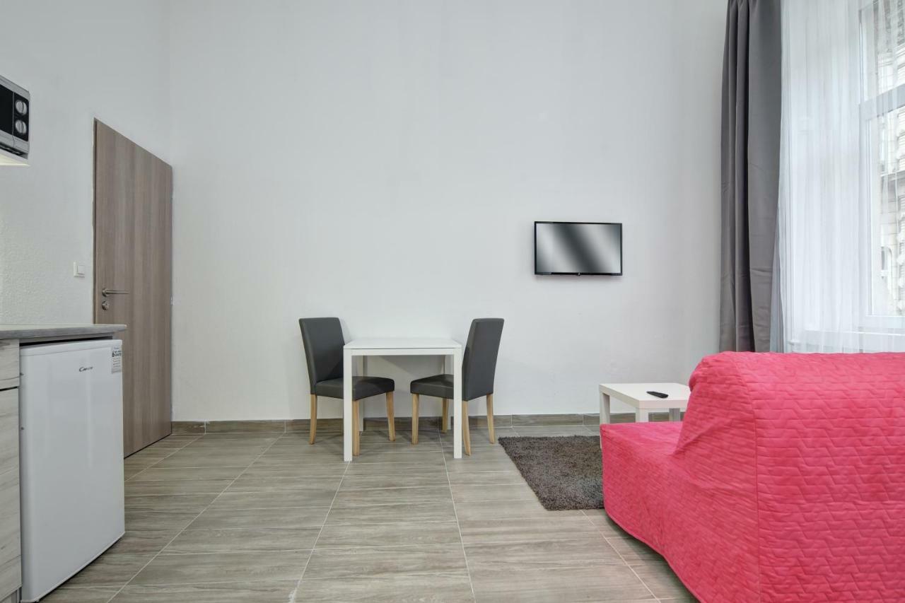 Heart Of Downtown Apartment Budapest Ngoại thất bức ảnh